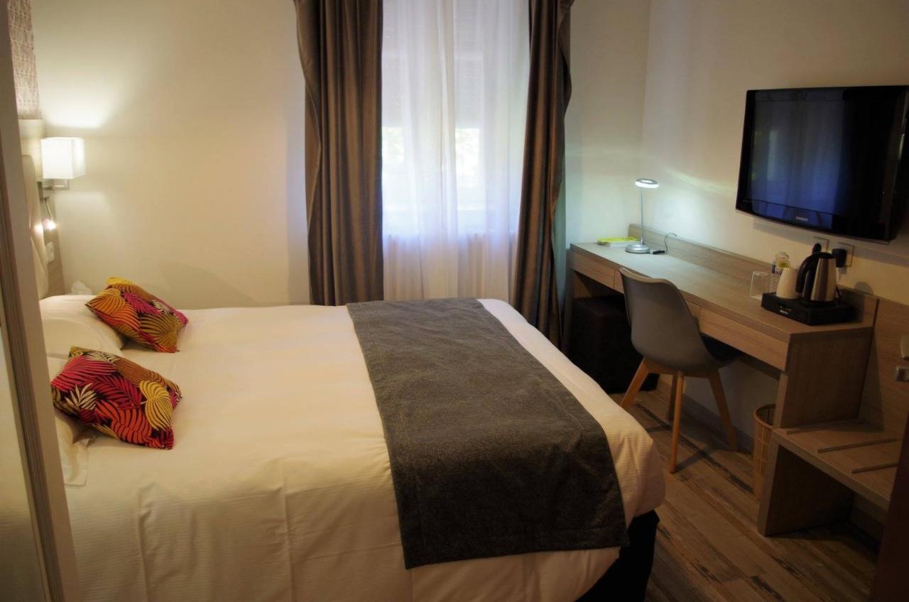 Hotel Et Appartements Les Platanes Thueyts Экстерьер фото